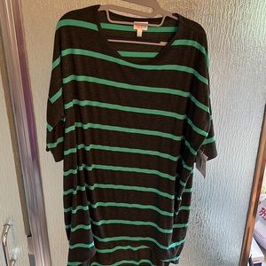 BRAND NEW LuLaRoe Irma